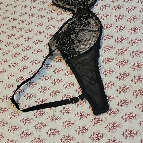 Womens bra - Picture 3 of 10